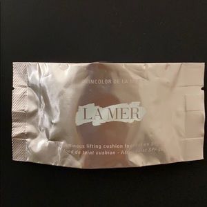 La Mer Luminous Lifting Cushion Foundation